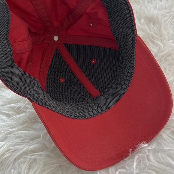 Lululemon SnapBack hat - Picture 3 of 5